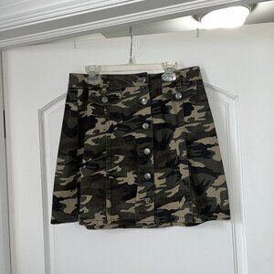 Camo skirt